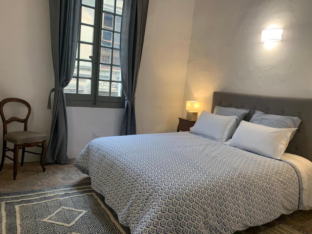 Appartamento Cosy Centre Historique Arles Esterno foto